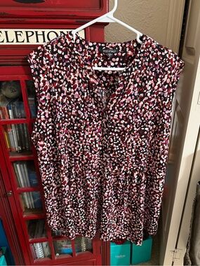 Roz & Ali Black Pink Polka-Dot Sleeveless Blouse
